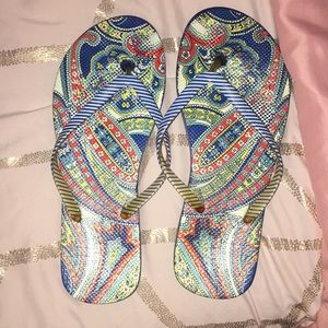 Vera Bradley flip-flops